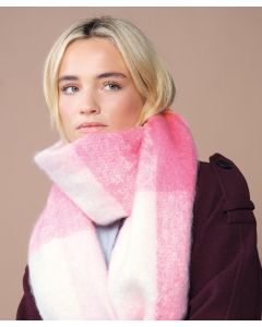 Beechfield Fluffy Check Scarf – Soft Brushed Winter Essential, Luxury Soft Touch Fabric, Tassel Trim, Oversized Style, Chunky