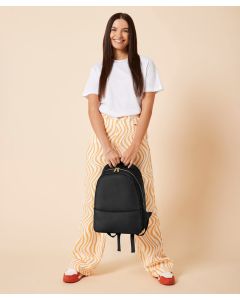 Bagbase Boutique Leather Backpack – Soft Feel, Gold Metal Zip, Bottle Holder