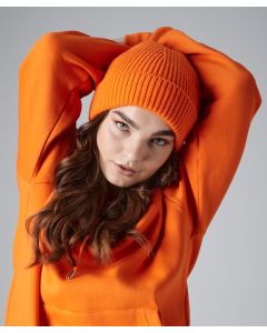 Beechfield Engineered Knit Ribbed Beanie – Cuffed Design, Tear Away Label