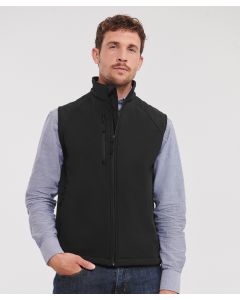 Russell Europe Softshell Gilet – Lightweight, Weather-Resistant, 3 Layer Softshell Fabric, Side Pockets and Chest Pocket with Inner Lining