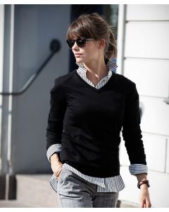 Nimbus Women’s Ashbury – Classy Luxury Merino Blend – V Neck Pullover, Super Fine Yarn Knit, Feminine Side Slit, Set-in Sleeve