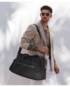 Quadra Airside Weekender – Minimalist Styling, Zipped Main Compartment, Premium-Finish Internal Lining, Three Slip Pockets
