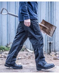Regatta Professional Wetherby Insulated Overtrousers – Breathable Thermal Trousers with Adjustable Waist & Ankles