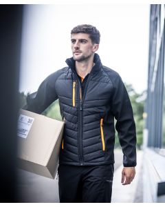 Regatta Professional Pro Universal Jacket - Water-Repellent Stretch, Softshell Jacket, Zipped Pockets, Embroidery Access