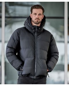 Stormtech Explorer Thermal Jacket – Weather-Resistant Outdoor Performance with Insulated Warmth, Bomber-Style Length