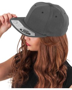 Flexfit by Yupoong Fitted Cap – Panelled Crown, Moisture-Wicking, Sweatband, Adjustable Flexfit Technology