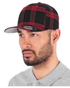 Flexfit by Yupoong Tartan Plaid Cap – Structured Crown, Curved Visor, Hard Buckram, Silver Undervisor, Eyelet Venting