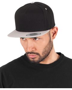 Flexfit By Yupoong Classic 5 Panel Snapback – Premium Style, Structured Fit, Contrast Plastic Snap, Green Undervisor