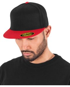 Flexfit by Yupoong 2-Tone Fitted Cap – Low-Profile Structured Crown, Flat Visor, Flexfit® Technology, Eyelet Venting