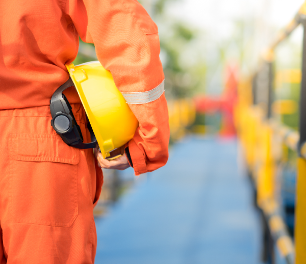 What PPE requirements apply to personalised hi-vis clothing?