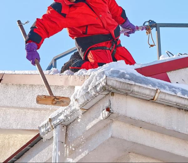 How to keep your branded workwear looking smart through winter wear and tear